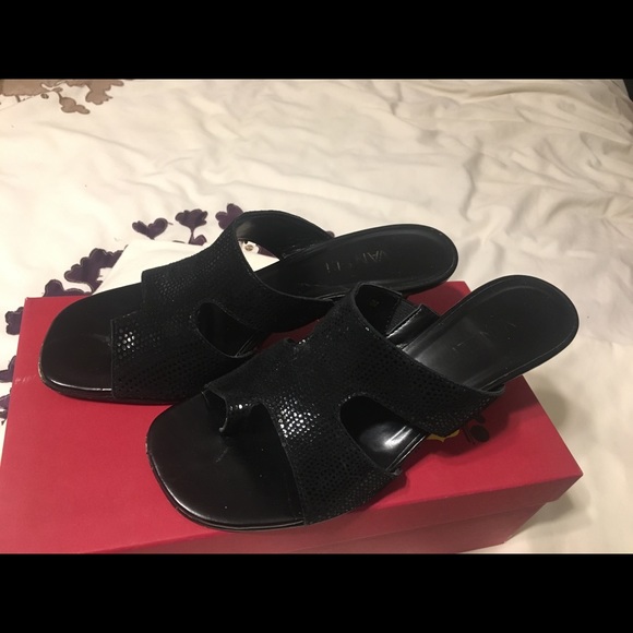 Shoes - Picture 2 of 2